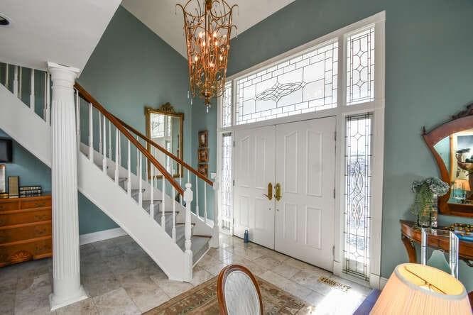 3 bedroom, 4 bathroom, 3,207 sq ft single family residence for sale at 2901 Club Place, Gainesville, GA 30506 — photo 3