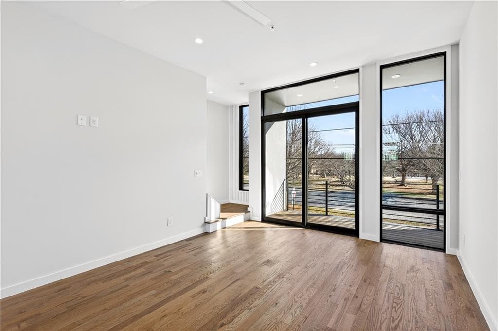 2 bedroom, 4 bathroom, 1,590 sq ft townhouse for sale at 105 Georgia Avenue 10, Atlanta, GA 30312 — photo 9