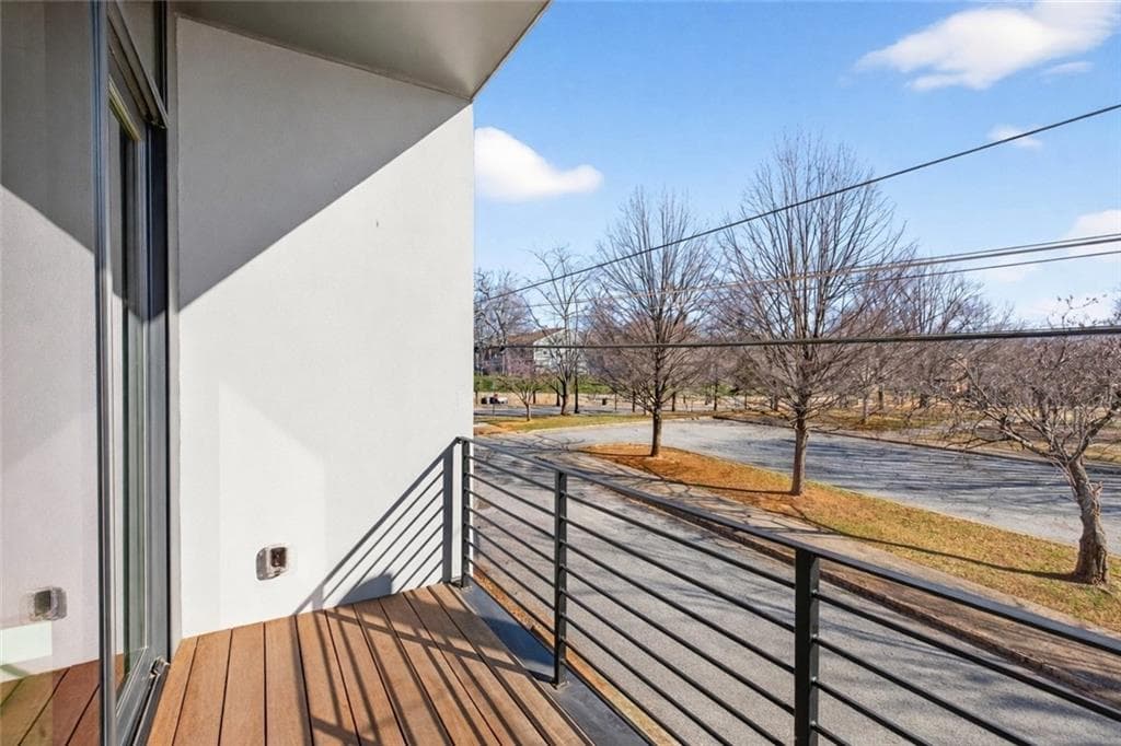 2 bedroom, 4 bathroom, 1,590 sq ft townhouse for sale at 105 Georgia Avenue 10, Atlanta, GA 30312 — photo 10