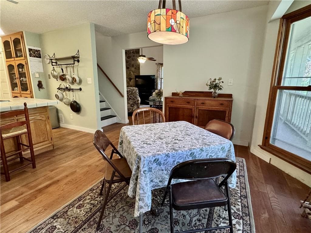 2 bedroom, 3 bathroom, 1,933 sq ft single family residence under contract at 1012 King Mill Road, Mcdonough, GA 30252 — photo 9