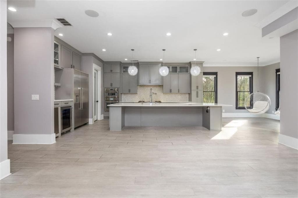 6 bedroom, 6 bathroom, 5,541 sq ft single family residence for sale at 2804 Skyland Drive, Brookhaven, GA 30341 — photo 10