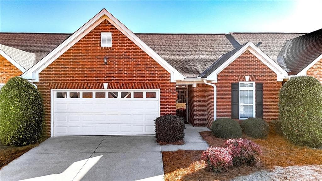 219 Regency Lane, Calhoun, GA 30701 — most recent listing photo