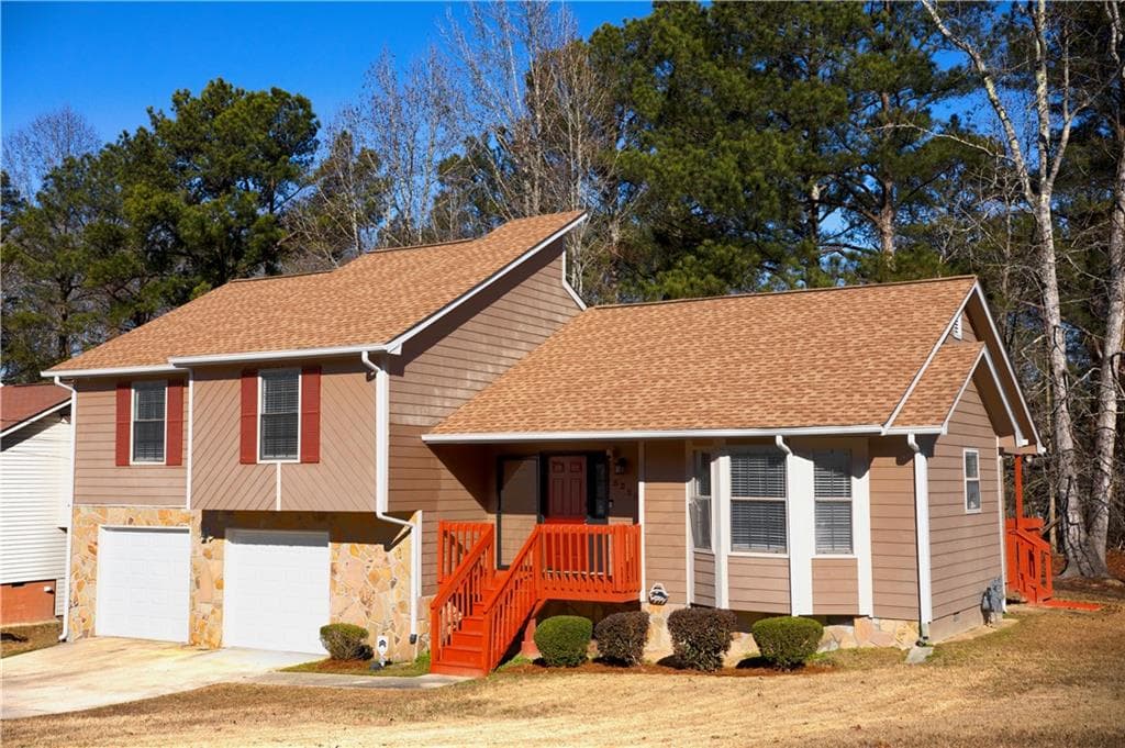 3325 Estate Lake Drive, Fairburn, GA 30213 — most recent listing photo