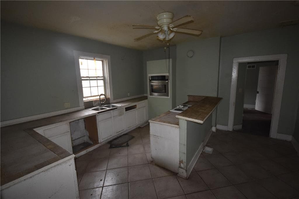 3 bedroom, 2 bathroom, 1,264 sq ft single family residence for sale at 8 Hemlock Street, Porterdale, GA 30014 — photo 4