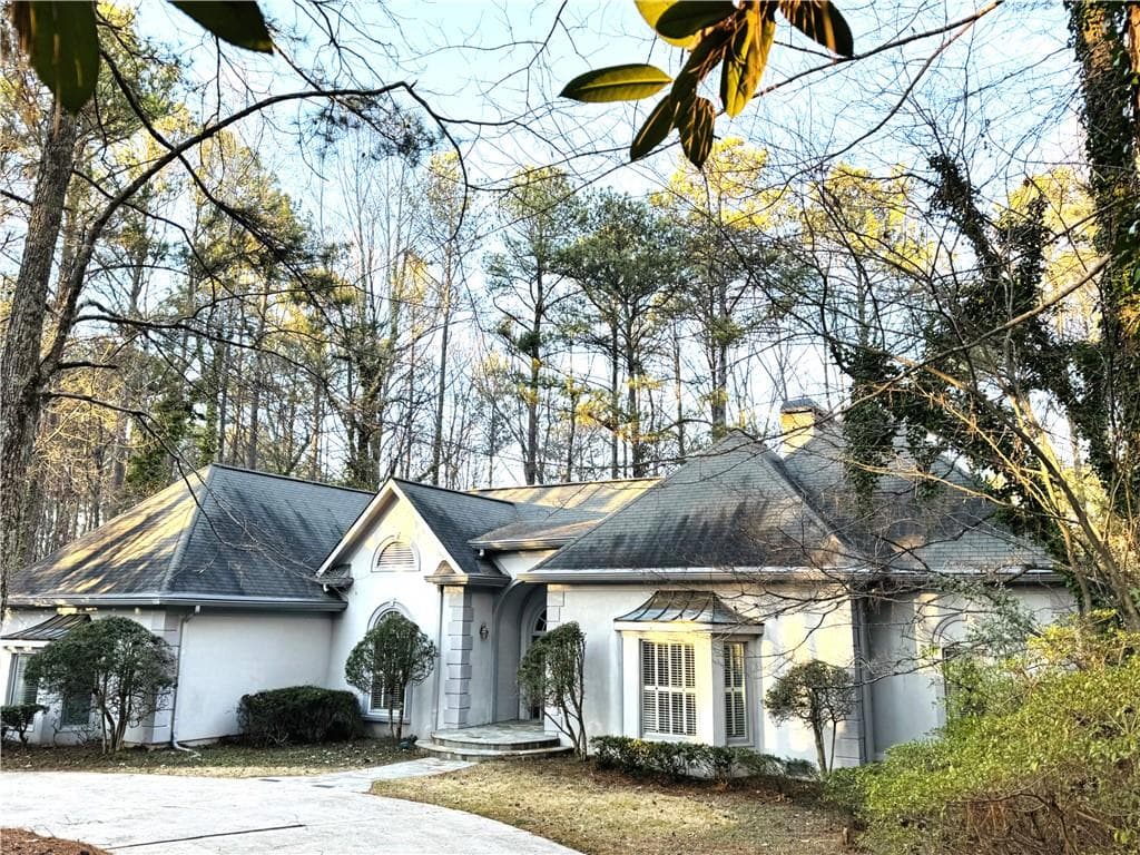 4 bedroom, 5 bathroom, 6,110 sq ft single family residence sold at 100 Old Hickory Lane, Powder Springs, GA 30127