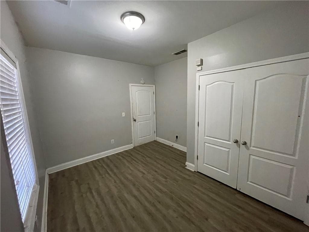 3 bedroom, 3 bathroom, 2,448 sq ft condominium for sale at 1474 Talia Wood Circle, Atlanta, GA 30314 — photo 5