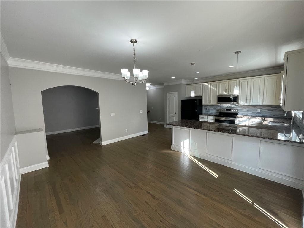 3 bedroom, 3 bathroom, 2,448 sq ft condominium for sale at 1474 Talia Wood Circle, Atlanta, GA 30314 — photo 9
