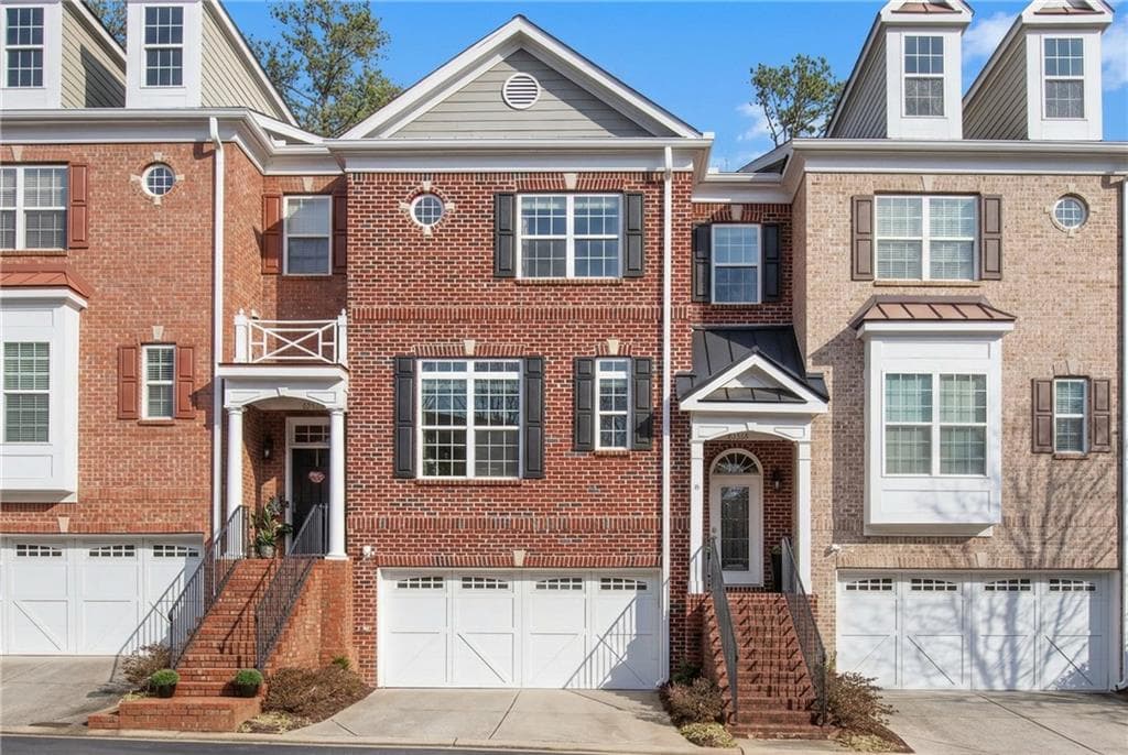 12825 Doe Drive, Alpharetta, GA 30004 — most recent listing photo