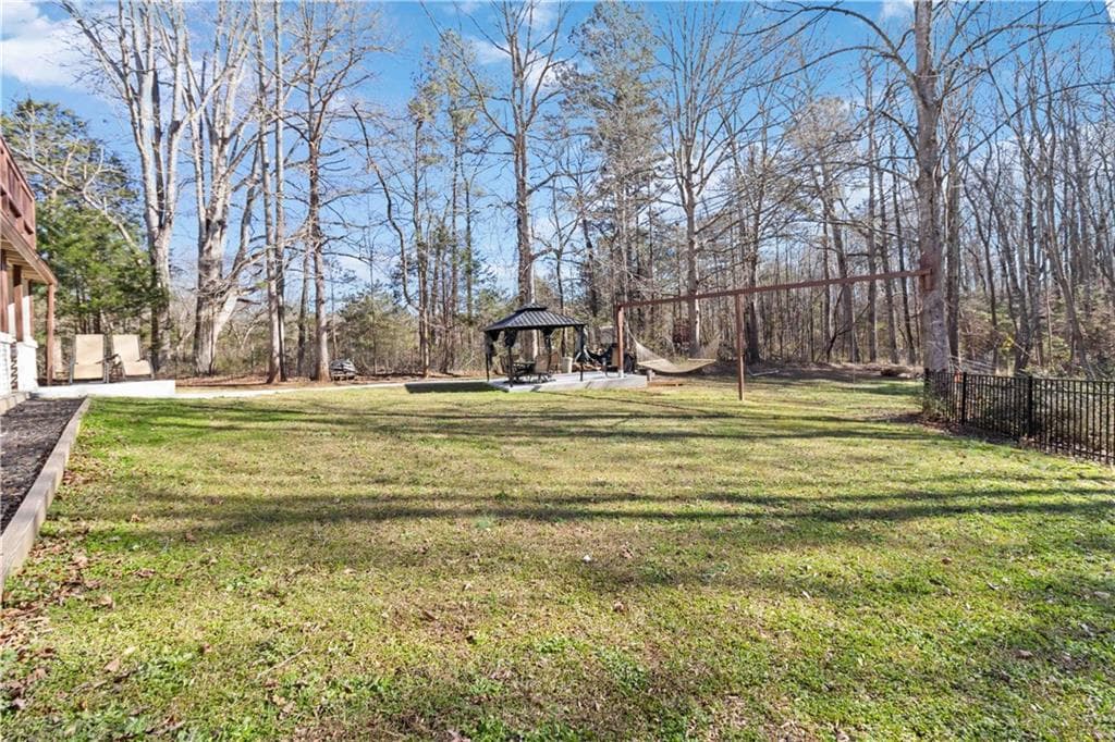 5 bedroom, 3 bathroom, 2,697 sq ft single family residence for sale at 180 Harper Road, Mcdonough, GA 30252 — photo 8