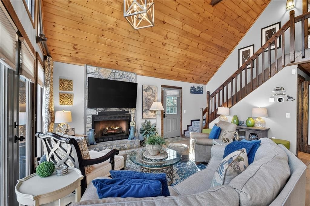 3 bedroom, 3 bathroom, 1,952 sq ft single family residence for sale at 215 Valley View Road, Ellijay, GA 30536 — photo 7