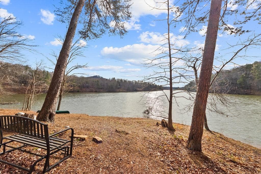 4 bedroom, 4 bathroom, 3,242 sq ft single family residence for sale at 192 Grassy Knob Court, Jasper, GA 30143 — photo 3