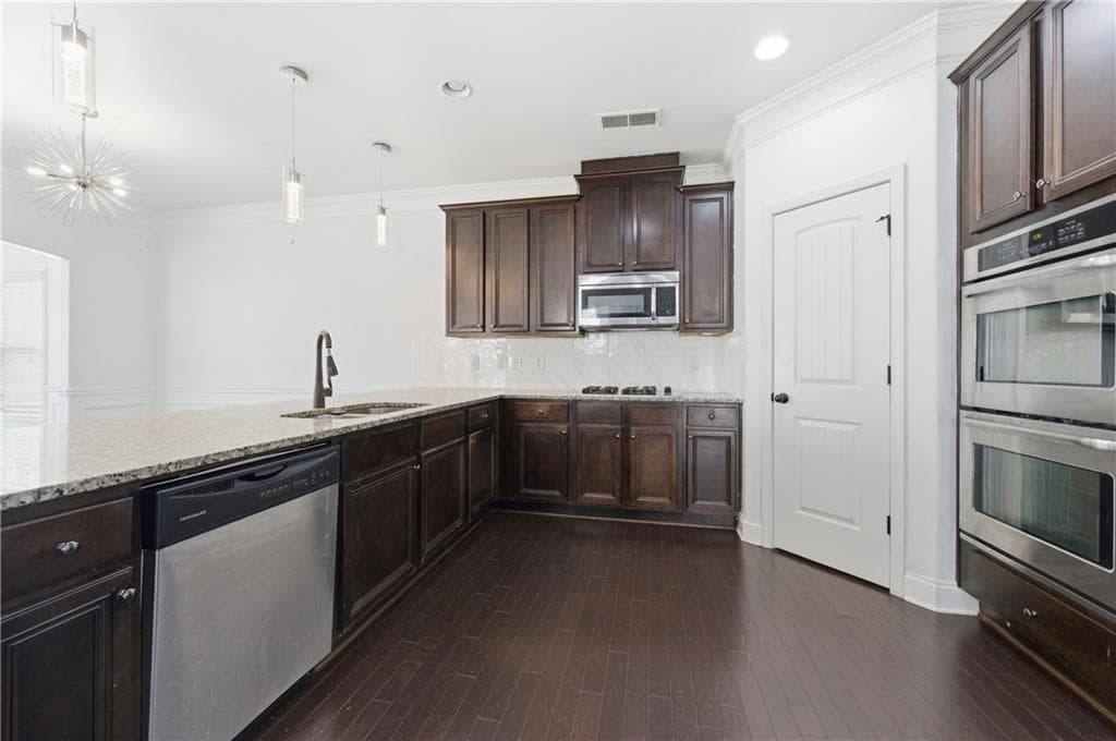 6 bedroom, 5 bathroom, 6,756 sq ft single family residence for sale at 2813 Carrick Court, Powder Springs, GA 30127 — photo 10