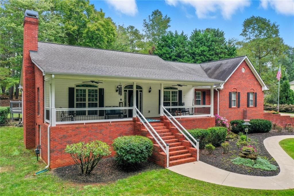 4445 Indian Trace Drive, Alpharetta, GA 30004 — most recent listing photo