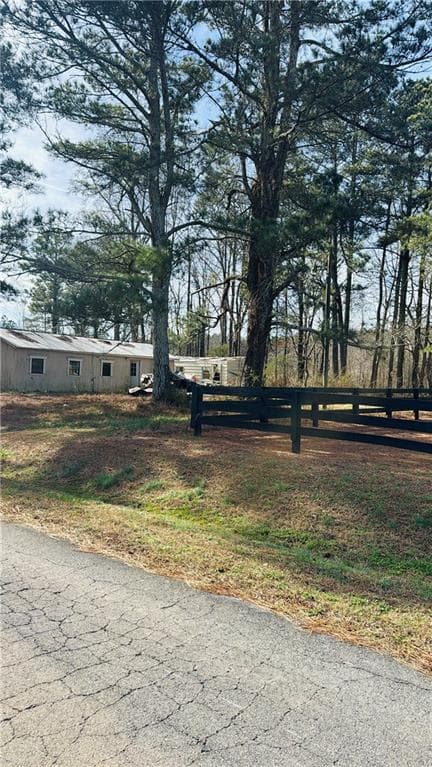 3 bedroom, 2 bathroom, 1,680 sq ft single family residence for sale at 508 Mckibben Road, Buchanan, GA 30113 — photo 3