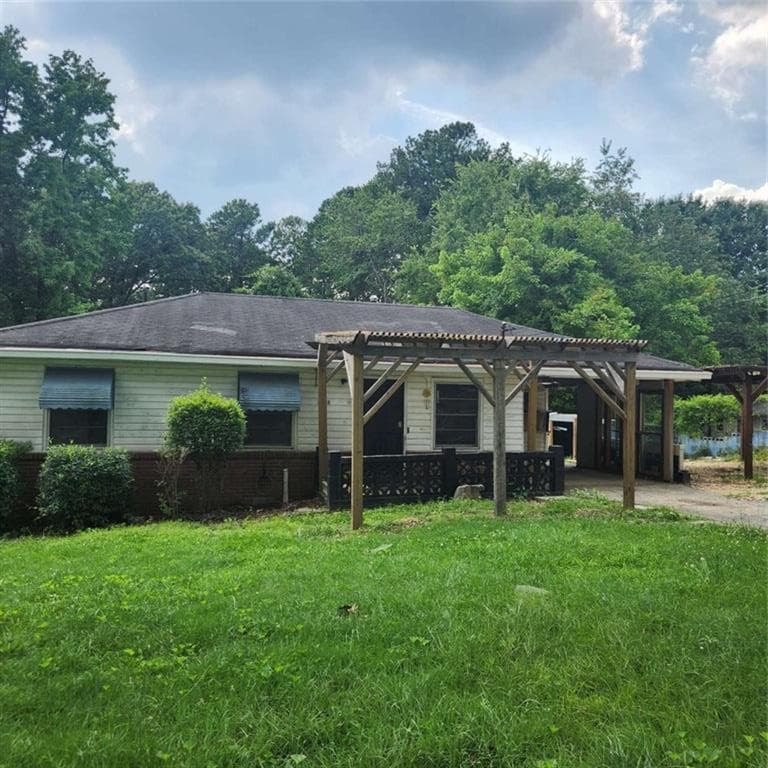 1636 NW Bridgeport Drive, Atlanta, GA 30318 — most recent listing photo