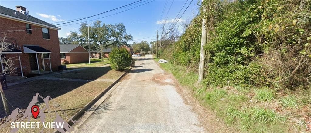 single family residence for sale at 616 W 1st Avenue, Albany, GA 31701 — photo 2