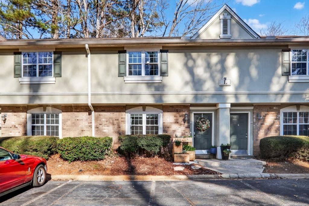 6900 Roswell Road L7, Atlanta, GA 30328 — most recent listing photo