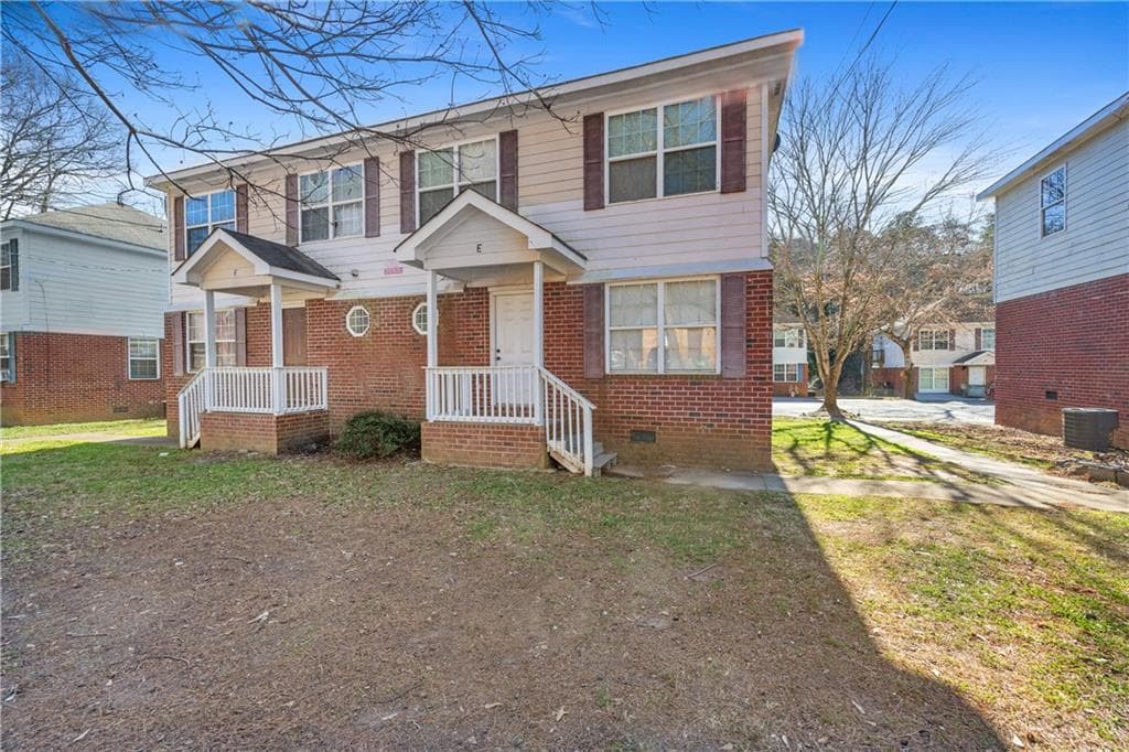 4 bedroom, 3 bathroom, 1,500 sq ft townhouse for rent at 501 Pine Park Street I, Monroe, GA 30655 for $1,395 a month — photo 1 of 24