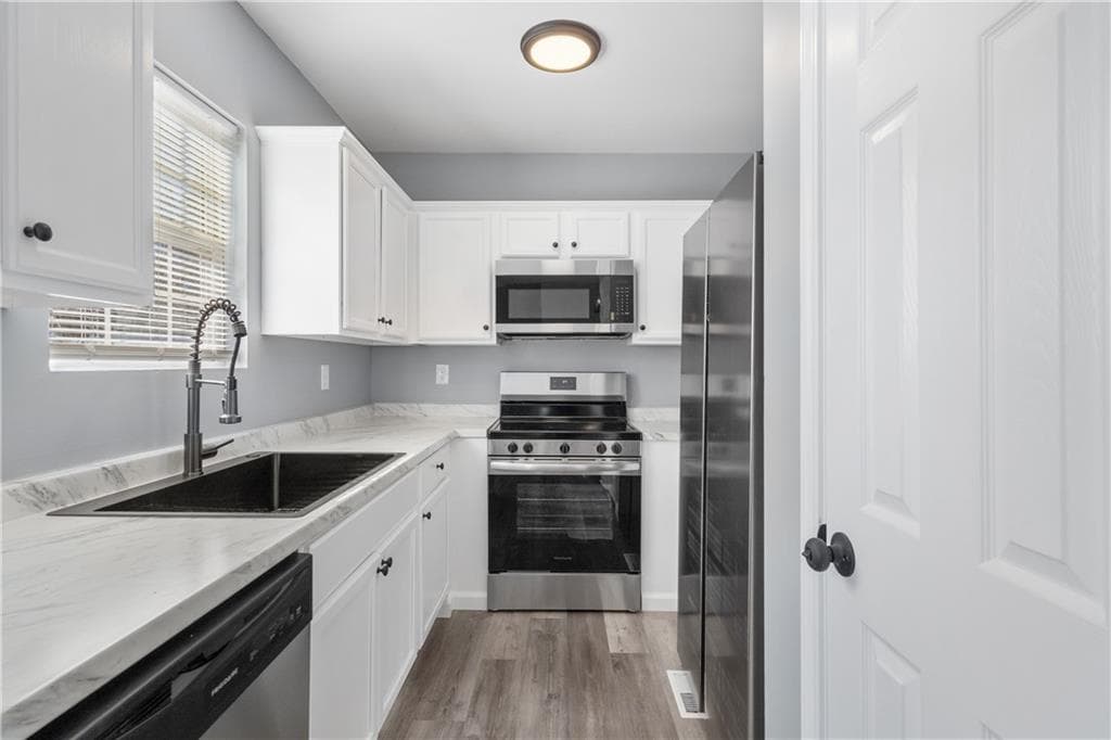 4 bedroom, 3 bathroom, 1,500 sq ft townhouse for rent at 501 Pine Park Street I, Monroe, GA 30655 for $1,395 a month — photo 8