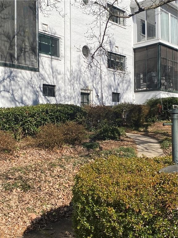 2 bedroom, 2 bathroom, 1,328 sq ft condominium for sale at 1120 Briarcliff Road, Atlanta, GA 30306 — photo 9