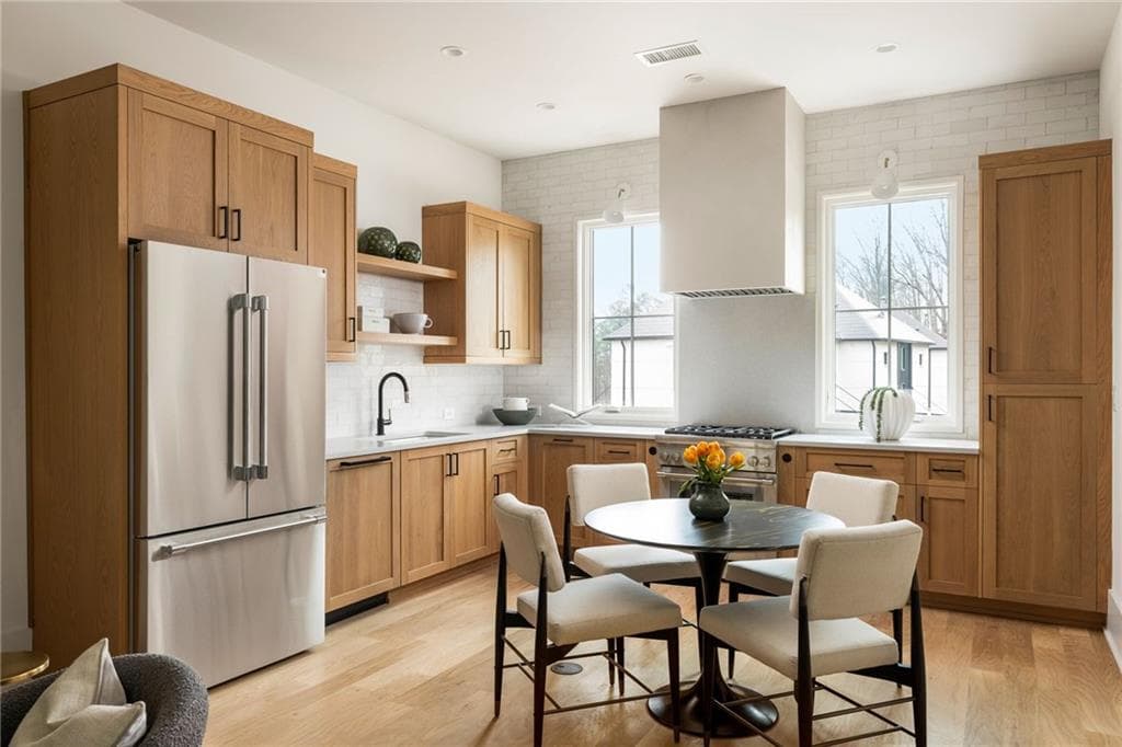 3 bedroom, 4 bathroom, 1,685 sq ft townhouse for sale at 1188 Lupo Loop, Chattahoochee Hills, GA 30268 — photo 3