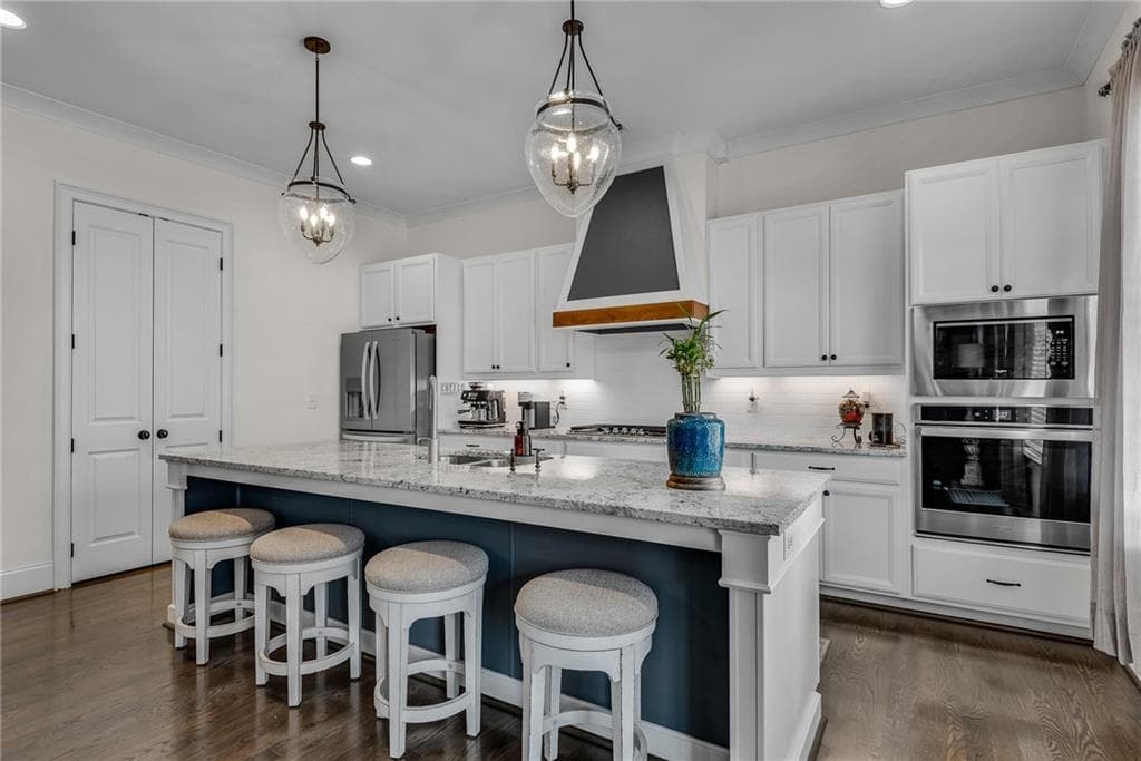 3 bedroom, 3 bathroom, 2,952 sq ft townhouse for sale at 1244 Hightower Crossing, Marietta, GA 30060 — photo 3