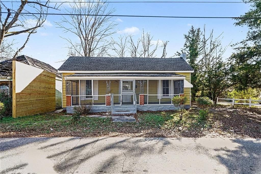 107 1st Street, Barnesville, GA 30204 — most recent listing photo