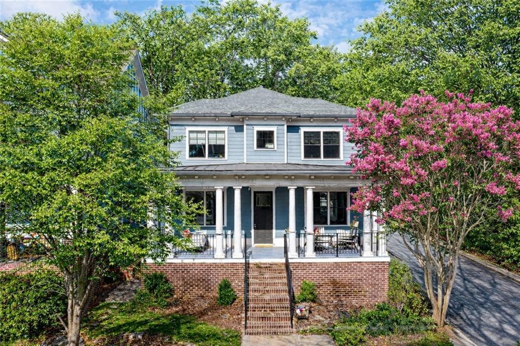 4 bedroom, 4 bathroom, 3,805 sq ft single family residence sold at 932 Highland View, Atlanta, GA 30306