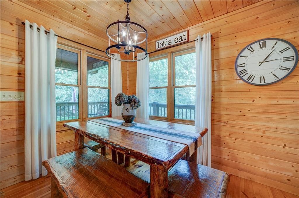 2 bedroom, 2 bathroom, 1,516 sq ft single family residence for sale at 46 Floral Court, Ellijay, GA 30540 — photo 10