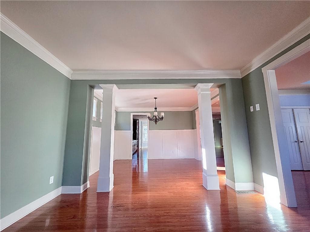 5 bedroom, 5 bathroom, 4,792 sq ft single family residence under contract at 4117 Rovello Way, Buford, GA 30519 — photo 6