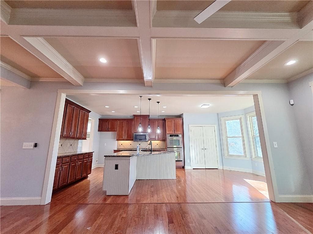 5 bedroom, 5 bathroom, 4,792 sq ft single family residence under contract at 4117 Rovello Way, Buford, GA 30519 — photo 10