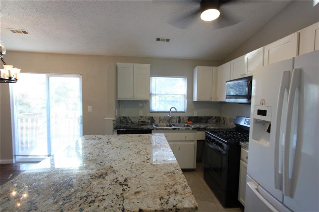 3 bedroom, 2 bathroom single family residence for rent at 3085 Creel Road, Atlanta, GA 30349 for $1,499 a month — photo 5