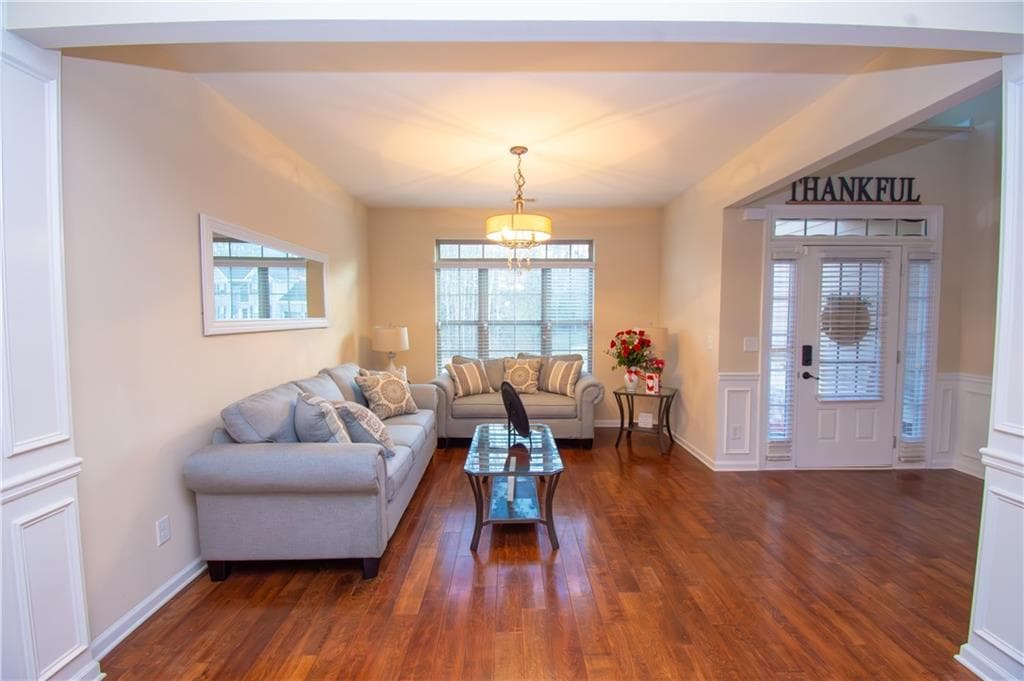 5 bedroom, 3 bathroom, 3,074 sq ft single family residence under contract at 5143 Olive Branch Circle, Powder Springs, GA 30127 — photo 4