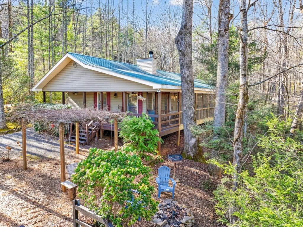 175 Laralynn Lane, Clarkesville, GA 30523 — most recent listing photo