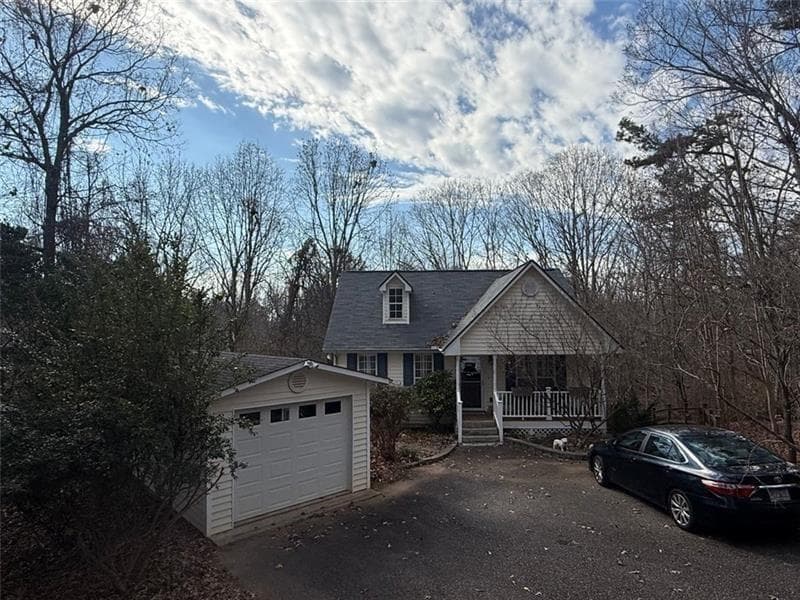 490 Golden Avenue, Dahlonega, GA 30533 — most recent listing photo