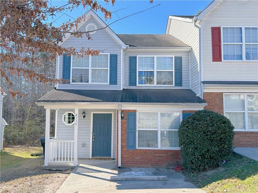 4 bedroom, 3 bathroom, 1,693 sq ft townhouse sold at 6334 Hickory Lane Circle, Union City, GA 30291