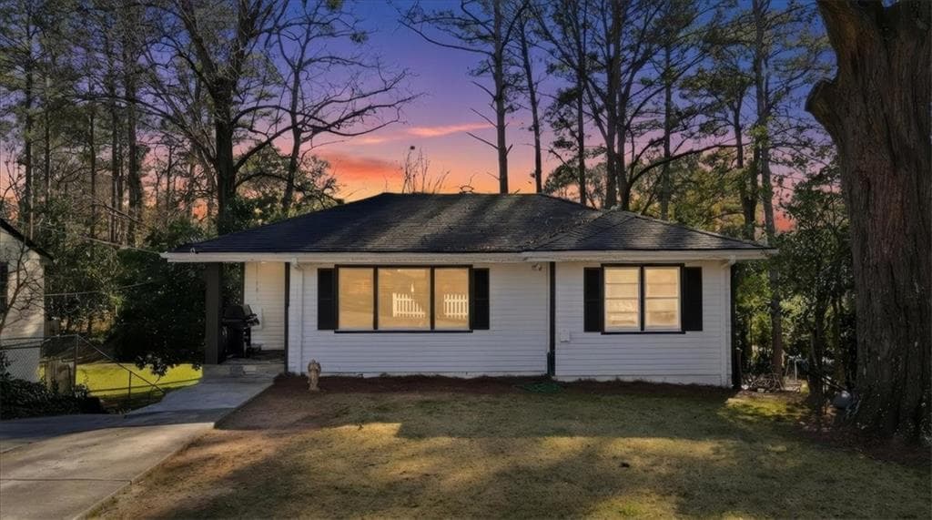 3 bedroom, 1 bathroom, 884 sq ft single family residence sold at 2363 Woodside Way, Atlanta, GA 30341