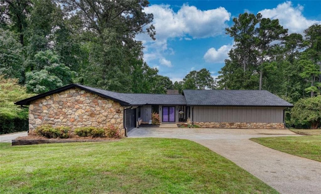 1821 Holmes Drive, Conyers, GA 30094 — most recent listing photo