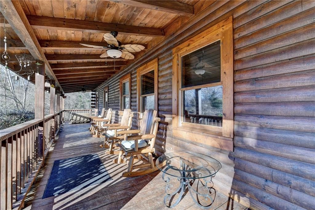 6 bedroom, 3 bathroom, 3,004 sq ft single family residence under contract at 156 Bel Air Drive, Maysville, GA 30558 — photo 5
