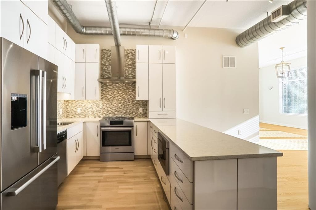 2 bedroom, 2 bathroom, 1,448 sq ft condominium for sale at 3820 Roswell Road 317, Atlanta, GA 30342 — photo 7