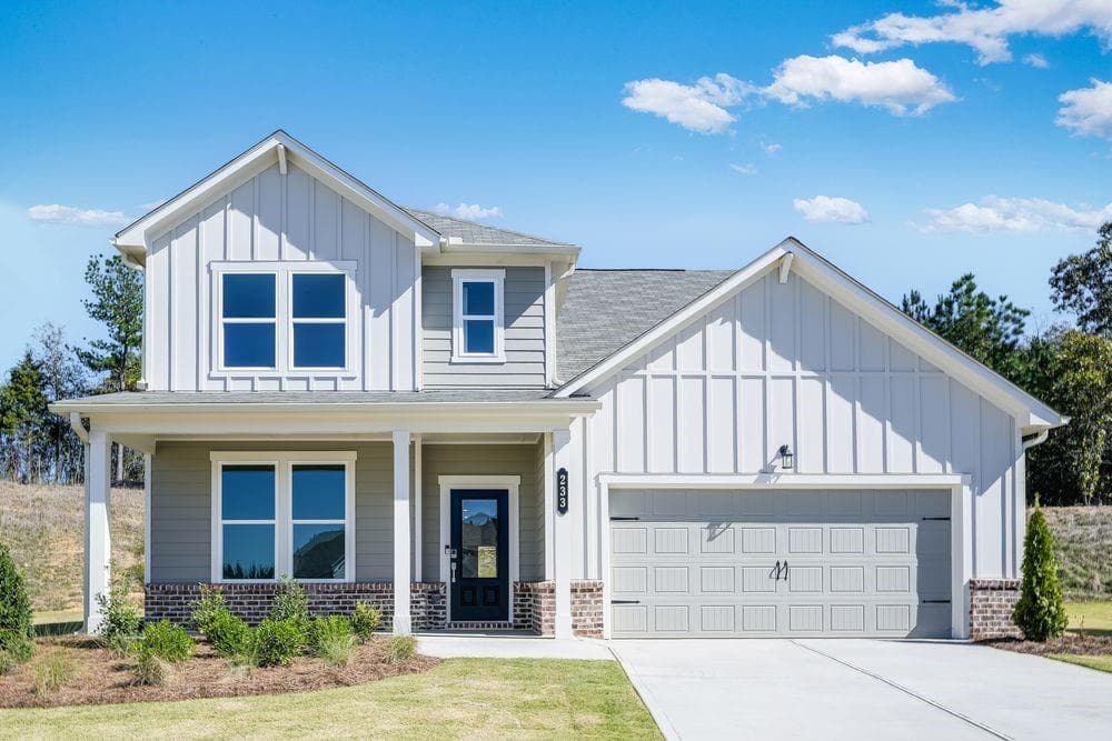 3 bedroom, 3 bathroom, 2,176 sq ft single family residence under contract at 233 Groveton Court, Euharlee, GA 30145