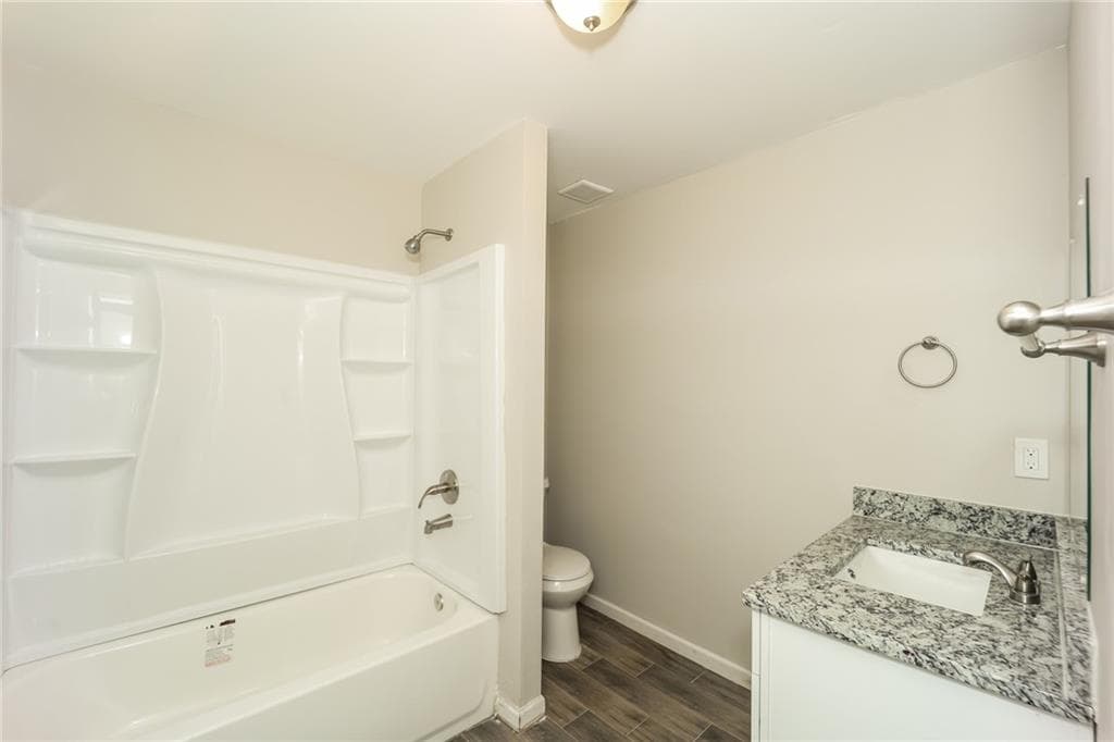 3 bedroom, 3 bathroom, 2,016 sq ft single family residence for sale at 1112 Smith Street, Atlanta, GA 30310 — photo 10