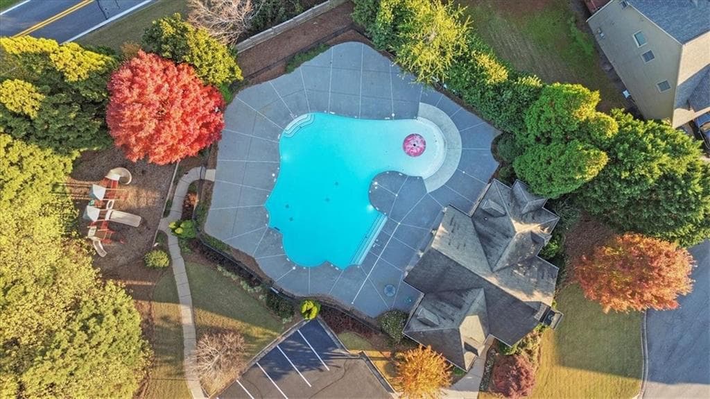 6 bedroom, 4 bathroom, 4,100 sq ft single family residence for sale at 821 Tramore Court, Acworth, GA 30102 — photo 7