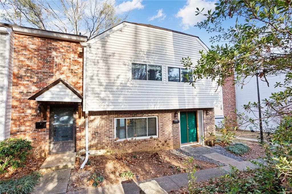 7346 Cardigan Circle, Atlanta, GA 30328 — most recent listing photo