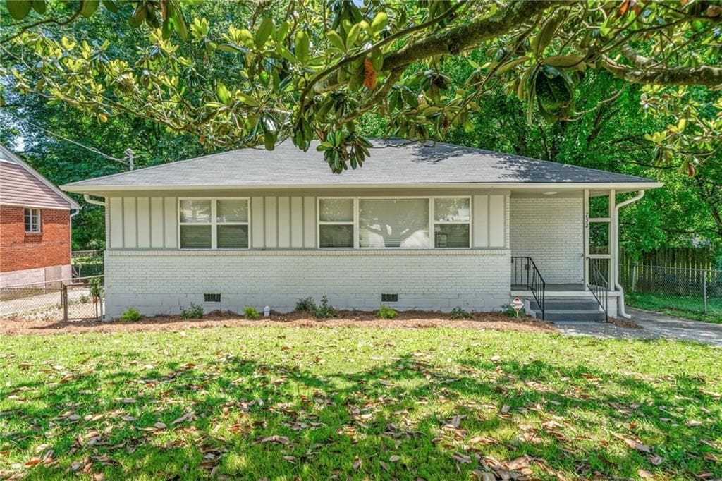 2 bedroom, 2 bathroom, 1,048 sq ft single family residence sold at 732 Quaker Street, Atlanta, GA 30315