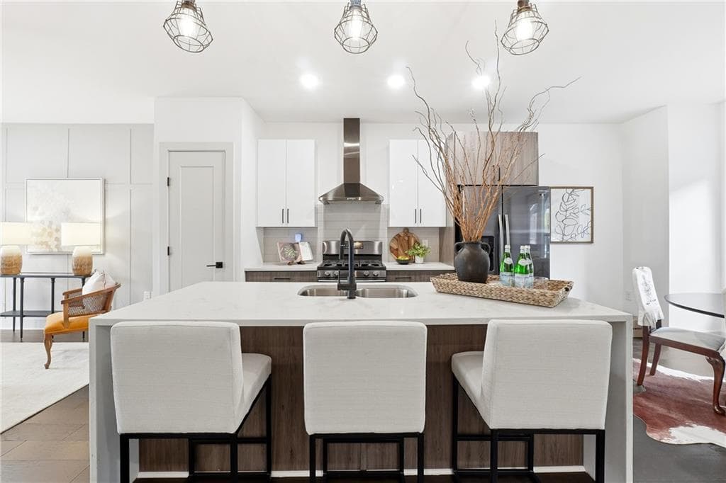 3 bedroom, 4 bathroom, 2,073 sq ft townhouse sold at 274 Estoria Street, Atlanta, GA 30316
