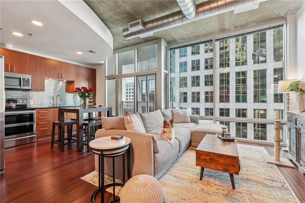 943 Peachtree Street 705, Atlanta, GA 30309 — most recent listing photo