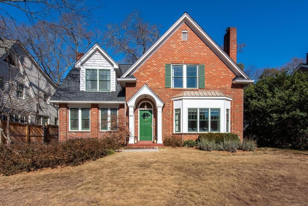 4 bedroom, 3 bathroom, 3,106 sq ft single family residence sold at 190 Rumson Road, Atlanta, GA 30305