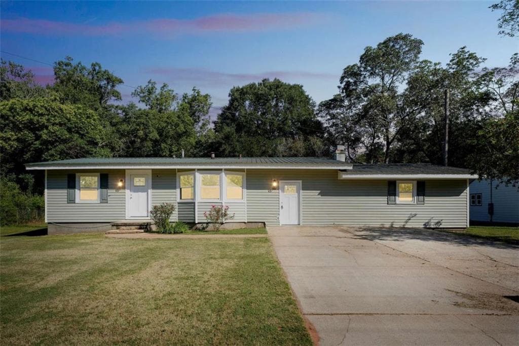 309 Lagrange Street, Grantville, GA 30220 — most recent listing photo