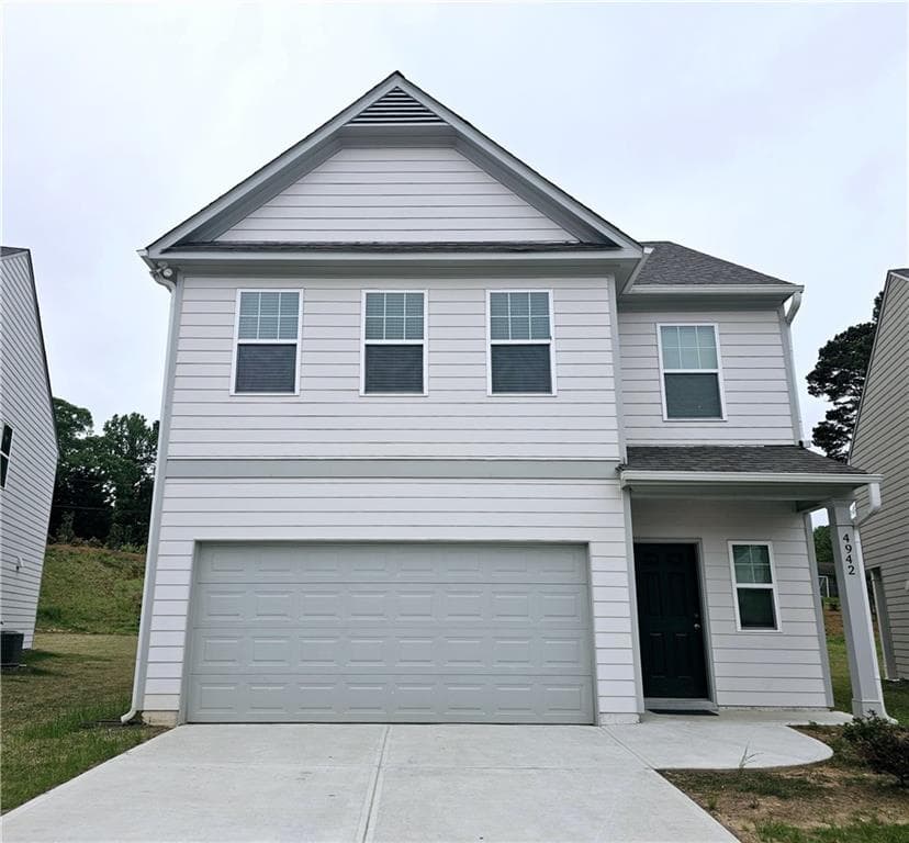 3 bedroom, 3 bathroom, 1,572 sq ft single family residence for sale at 4942 Hillstone Drive, Gainesville, GA 30504